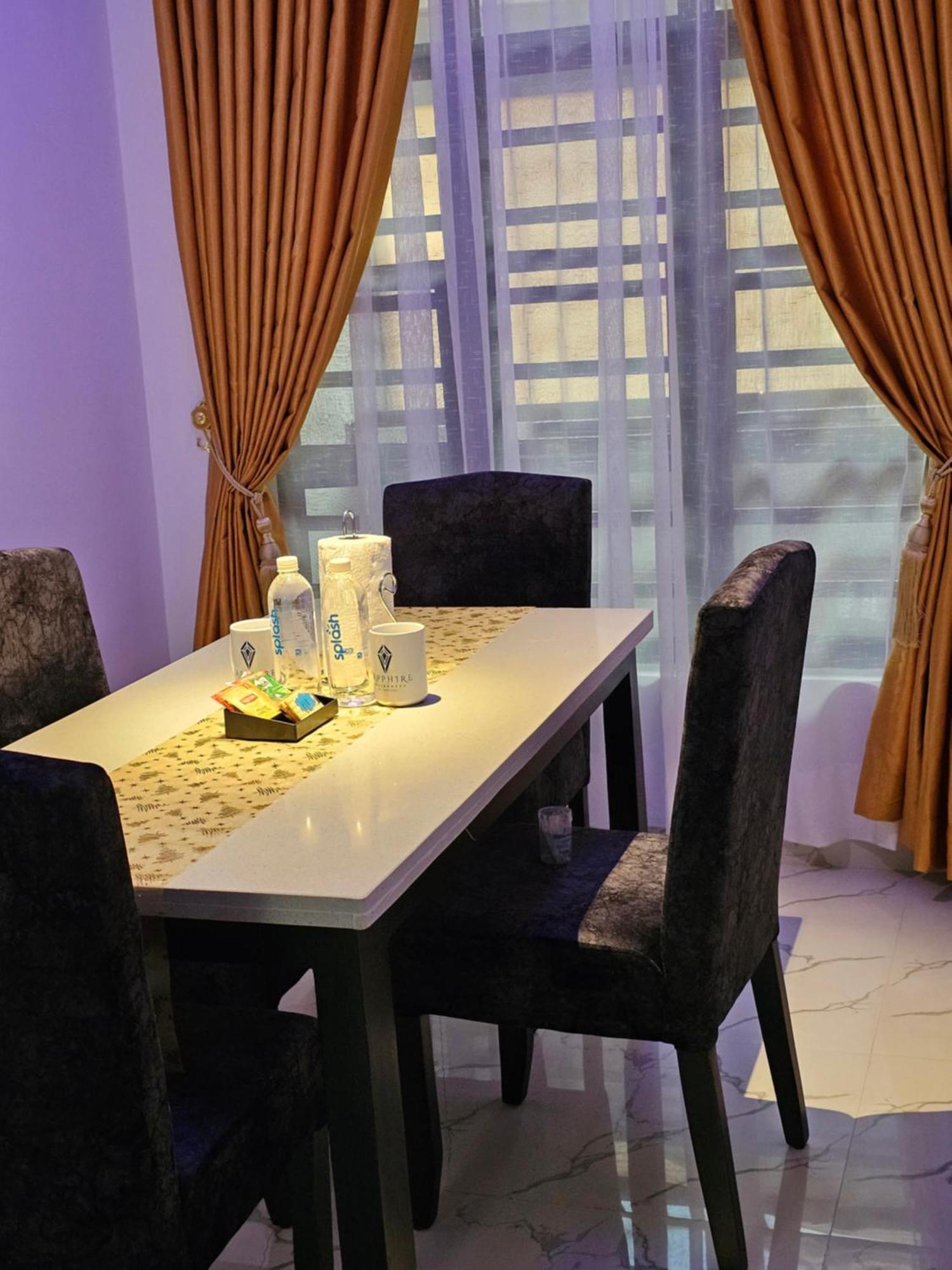 Sapphire Residences By Crystal Magodo Ikeja Exterior foto
